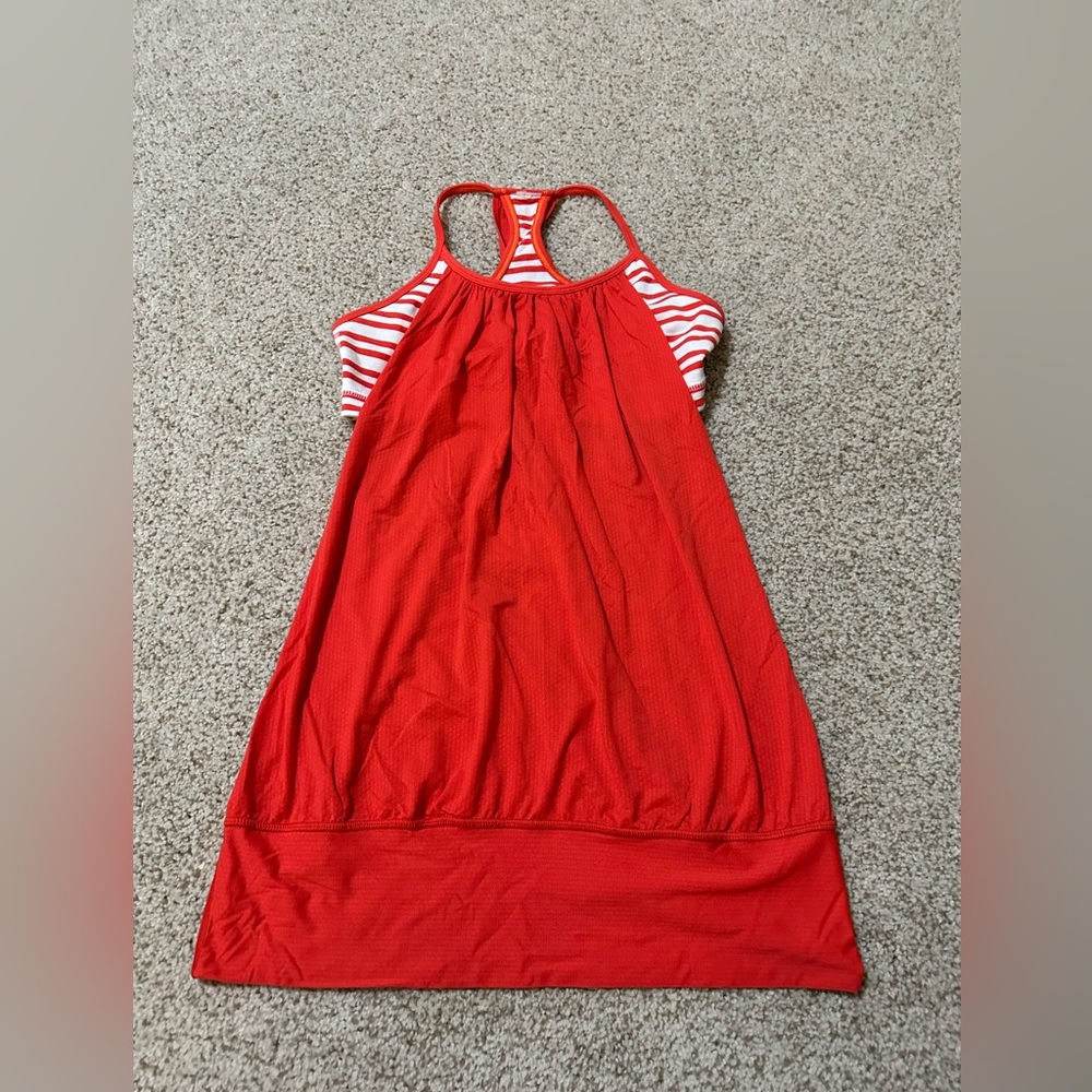 Lululemon tank with bra